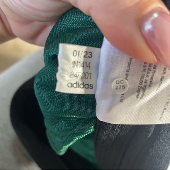 Men’s Adidas Shorts - Picture 7 of 7